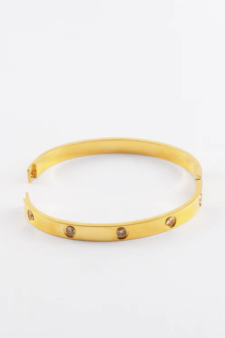 GOLD WITH CRYSTAL HINGED BANGLE